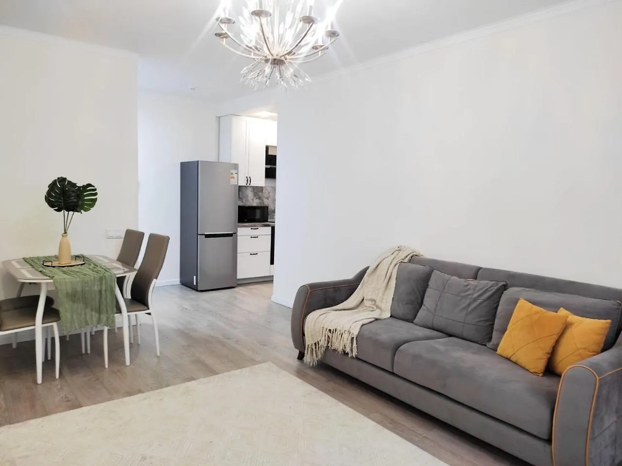 Qonaq Apartments 4You 191 Almaty